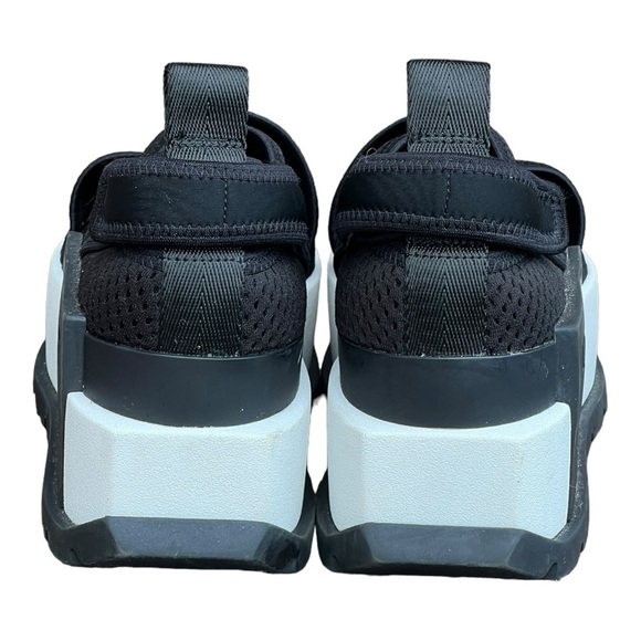 United Nude Roko Surf Low Top Platform Wedged Sneaker Black Cutout Slip-On Sz 39 - Picture 2 of 9